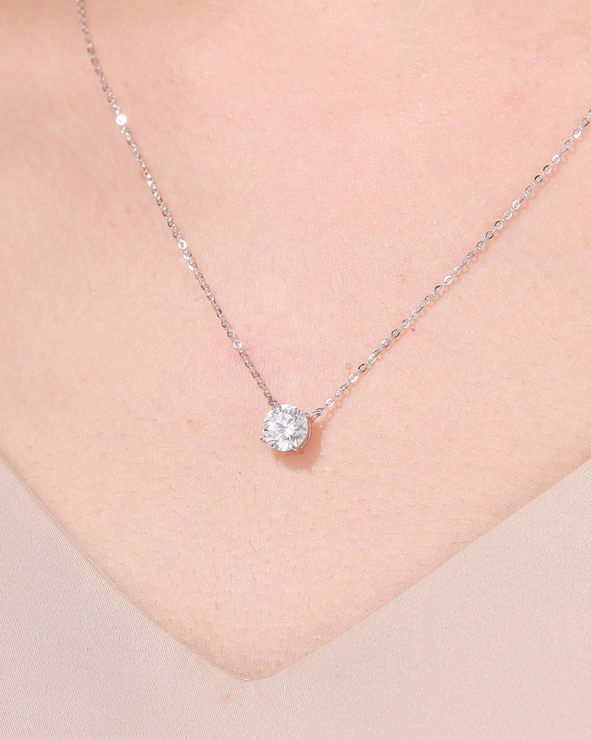 The Uno Pendant