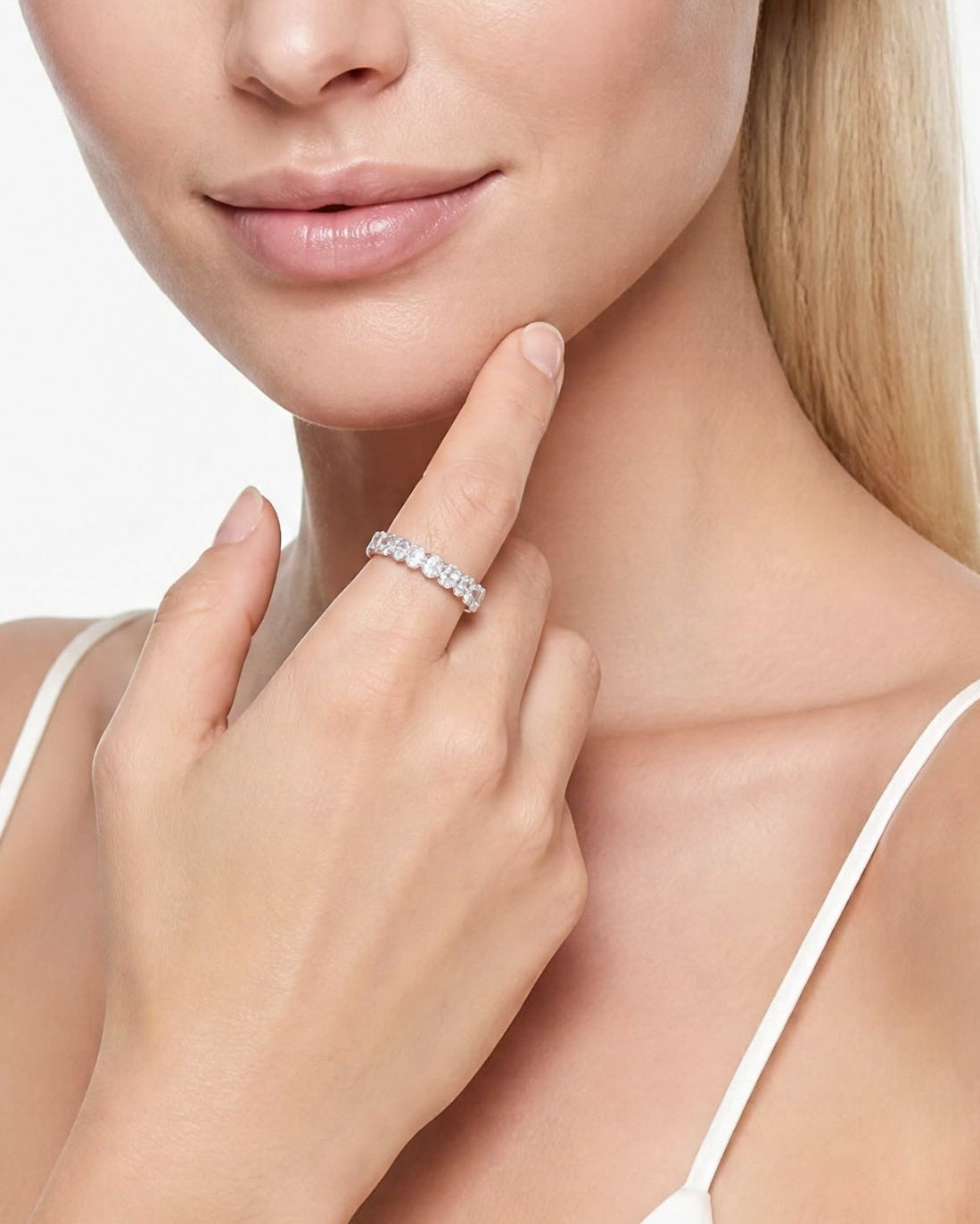 The Infinite Oval Ring